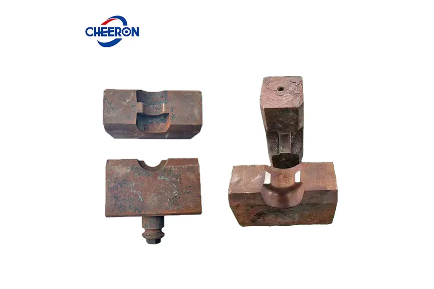 Extrusion Clamp Mold